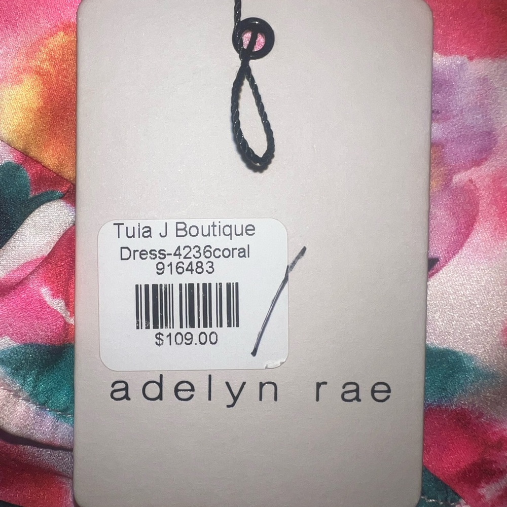 Adelyn Rae Floral Dress - Picture 4 of 4